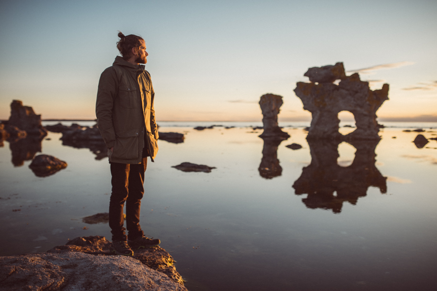 fårö,raukar,gotland,bröllopsfotograf,natur,naturfotograf,resereportage,reportage,sunset,solnedgång,porträtt