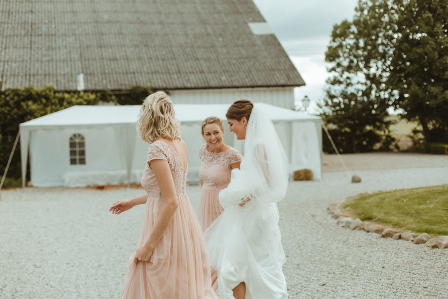 bröllopsfotograf,fredshög,lada,barn,glumslöv,diy,skåne,malmö,fotograf,scandinavia,weddingphotographer,clean,saga,bröllop,bryllup